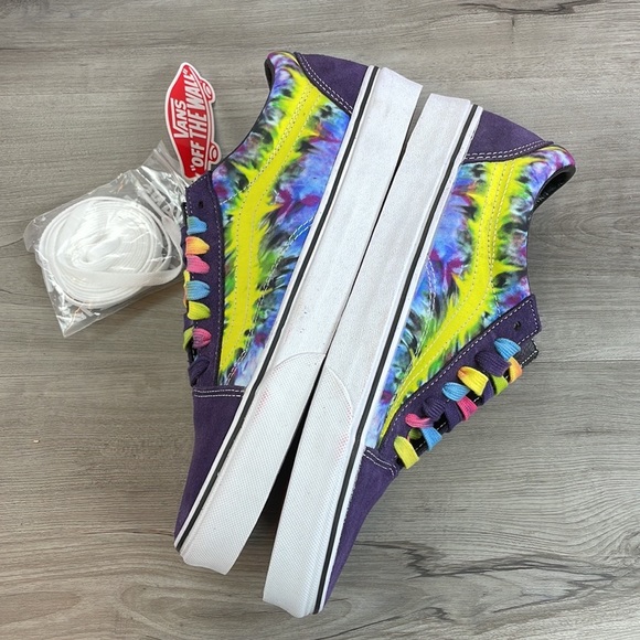 VANS-TIE DIE SHOES LOW TOPS - Picture 7 of 8